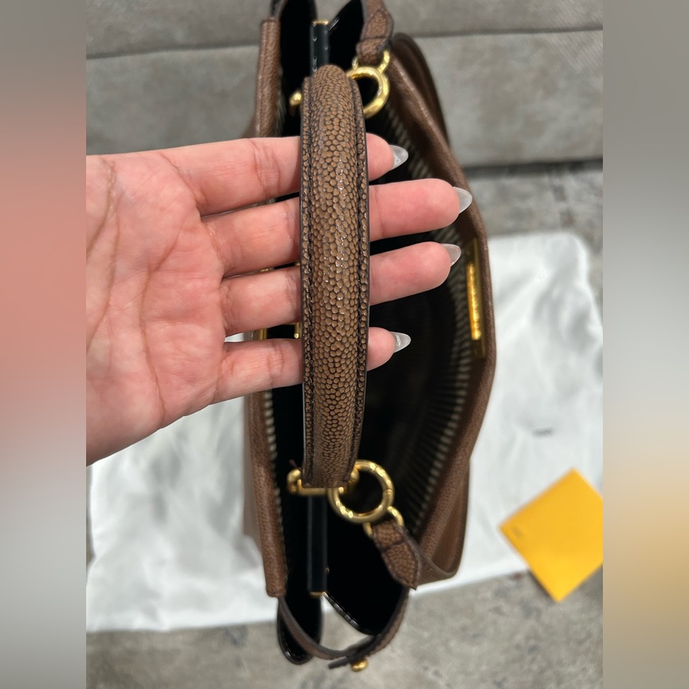 Fendi Peekaboo Bag - Picture 5 of 9